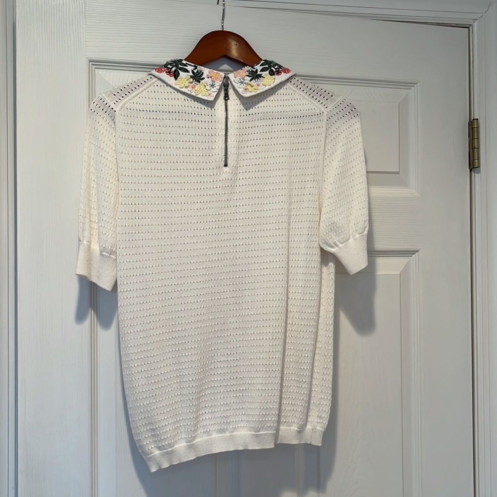 Alice and Olivia size L blouse with accent removable color - Picture 4 of 8